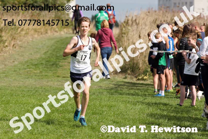 Mens and womens under-17s, Sunderland Harriers Cross Country Relays, Farringdon, Sunderland . Photo: David T. Hewitson/Sports for All Pics